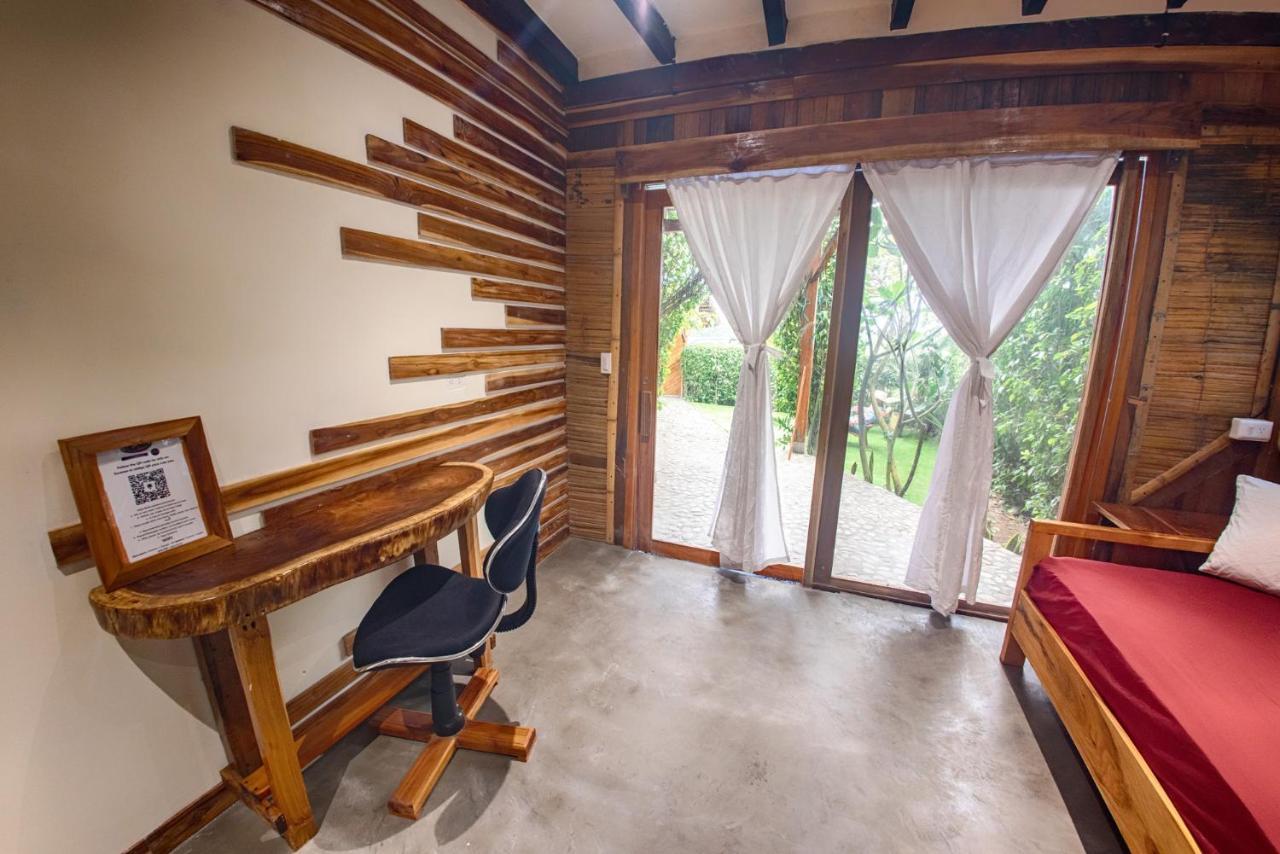 Vistamar Guest House Ayampe Exterior photo